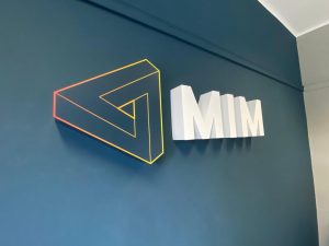 mim 3d logo signage interior