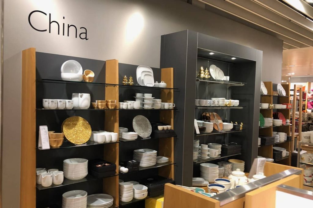 china display store vinyl